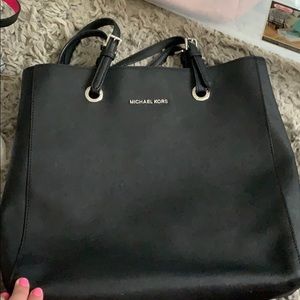 Michael Kors Jetsetter tote